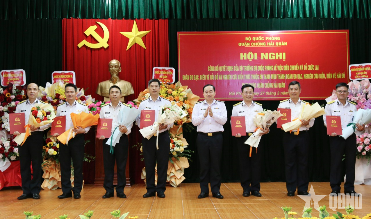 Quân chủng Hải quân: Tổ chức lại Đoàn Đo đạc biên vẽ hải đồ và nghiên cứu biển